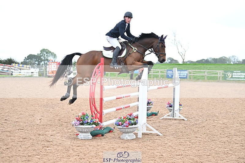 231013A-130451-02302 - Cls 8 Blue Chip Power Jump Off and Presentations