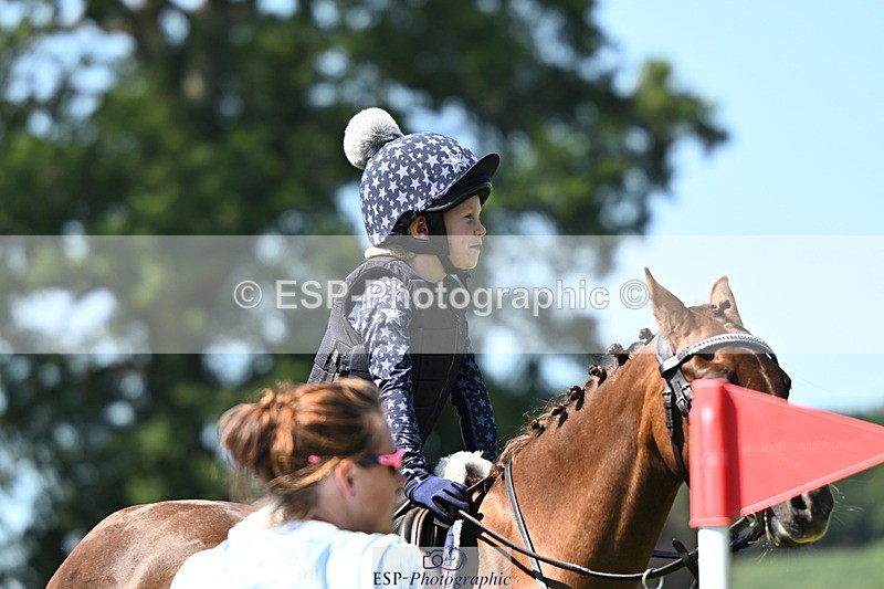 240729B-143718-02816 - Abbie's Group XC