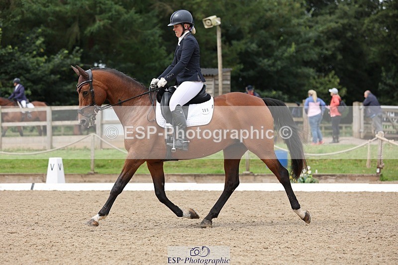 240721-104010-07176 - 289-Becky_Littleton-Freckleton_Mattina