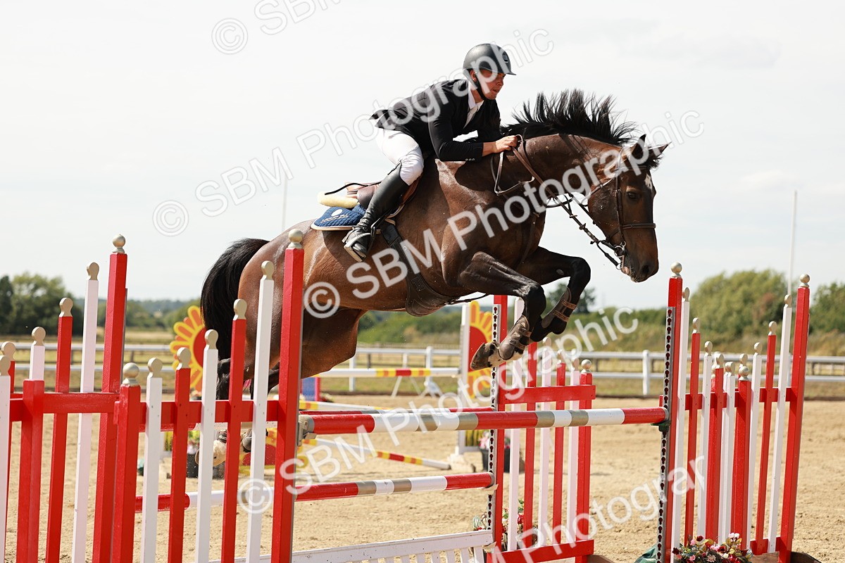 SBM_008065 - Class 4 - Senior Foxhunter - 1.20m Open