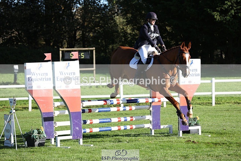 231022-100203-24278 - 648-FRIARSHILL.CHARLES-Caroline.Wilkinson-TrotUp+SJ