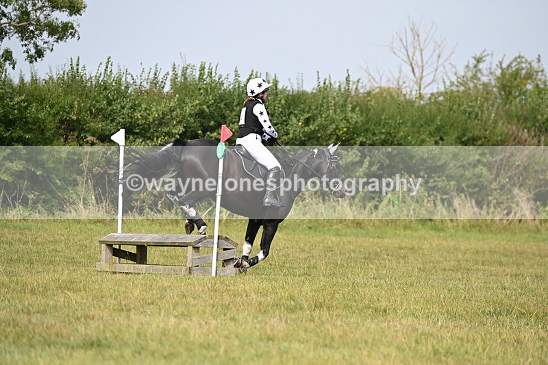 WJ6_1170 - 60cm XC Time 12:34 to 12:54
