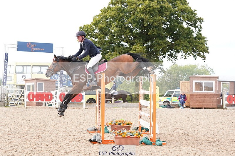 240915A-150928-10778 - Cls 28 Chard Sept GP Jump Off