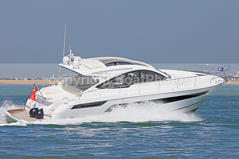 180507 UHURU - FAIRLINE TARGA 48 1Y3A0533 - Motorboats - Hardtop