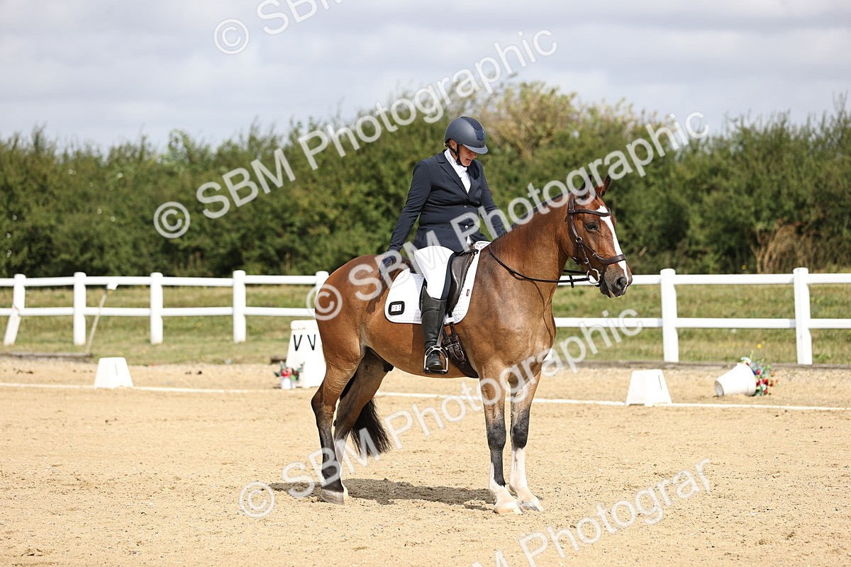 SBM_016242 - Class 14 - Novice 23 - 10.29-11.32