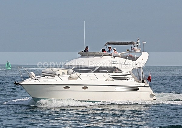 090808 JIGSAW IMG_5693 - Flybridge Cruisers