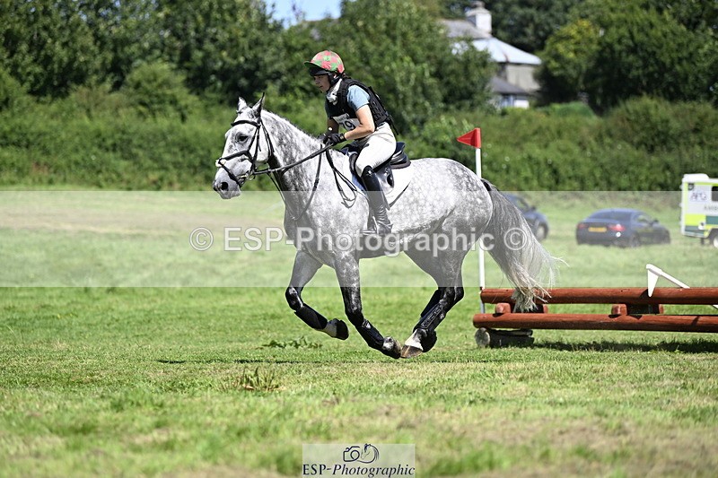 240811A-125808-03226 - 079-