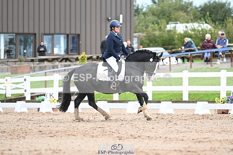 250907-112836-07227 - 018-Kathy.WhiteMilly.111