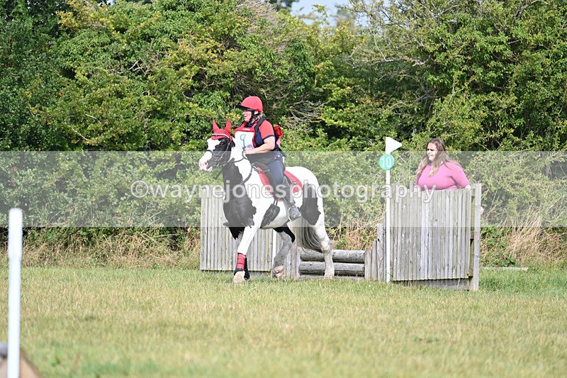 WJ7_6084 - 40cm XC Time 10:57 to 11:30