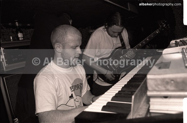 33 rsl - Sub Tub @ music box 02.06.02