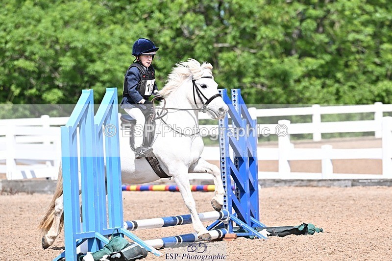 250517-110850-00867 - 40cm Assisted