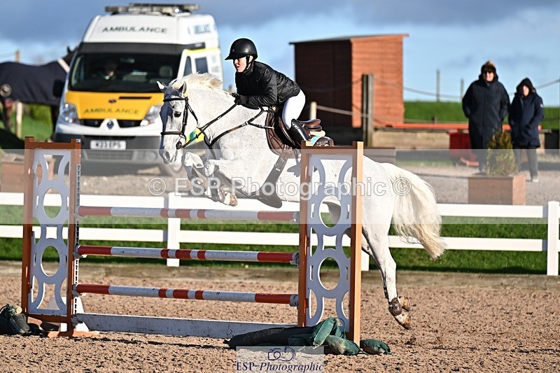 251119-142302-00543 - Cls 5 Foxhunter and 1.20m Open