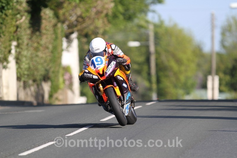 IMG_4294 - Thursday Practice  TT 2013