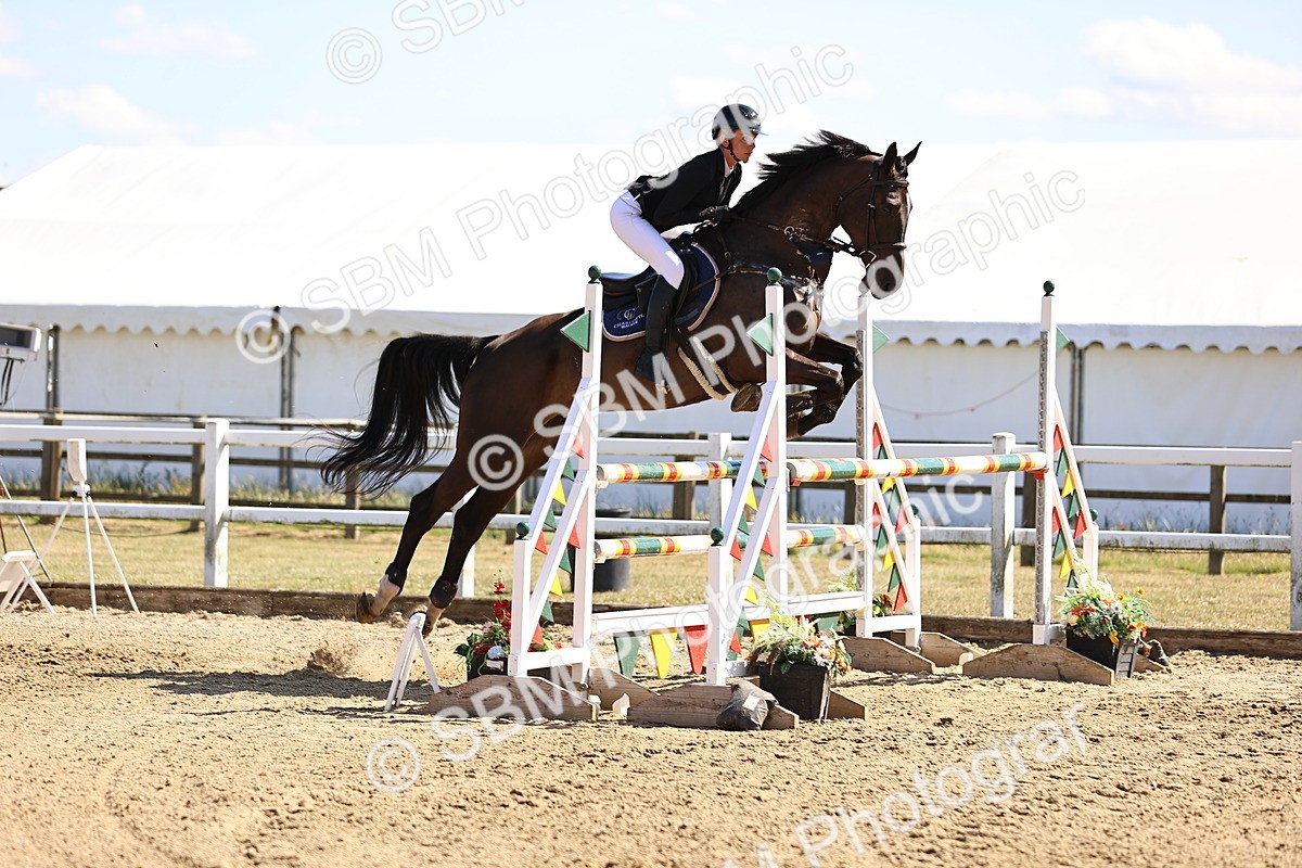 SBM_015483 - Class 16 - Senior foxhunter - 1.20m Open
