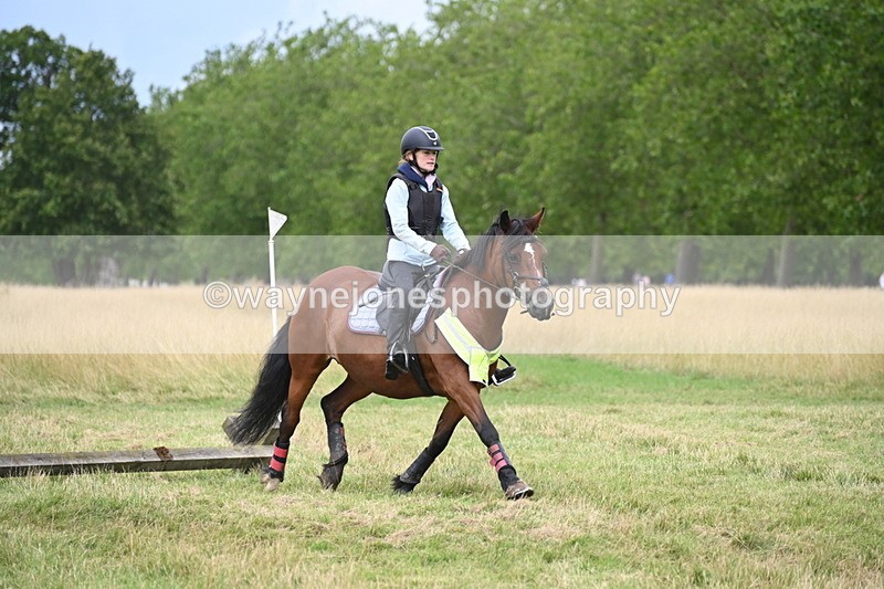 WJ6_3768 - Time at Jump 11:41 to 12:19