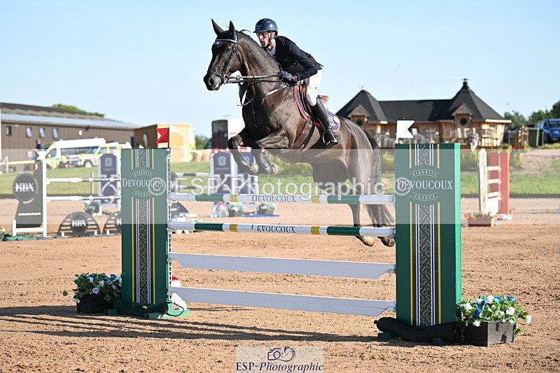 240719A-082145-09274 - Cls 18, 1 Star Gold Tour 1.35m