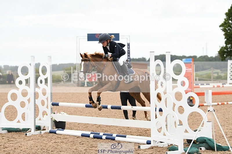 250807-105037-00366 - 80cm Round 1