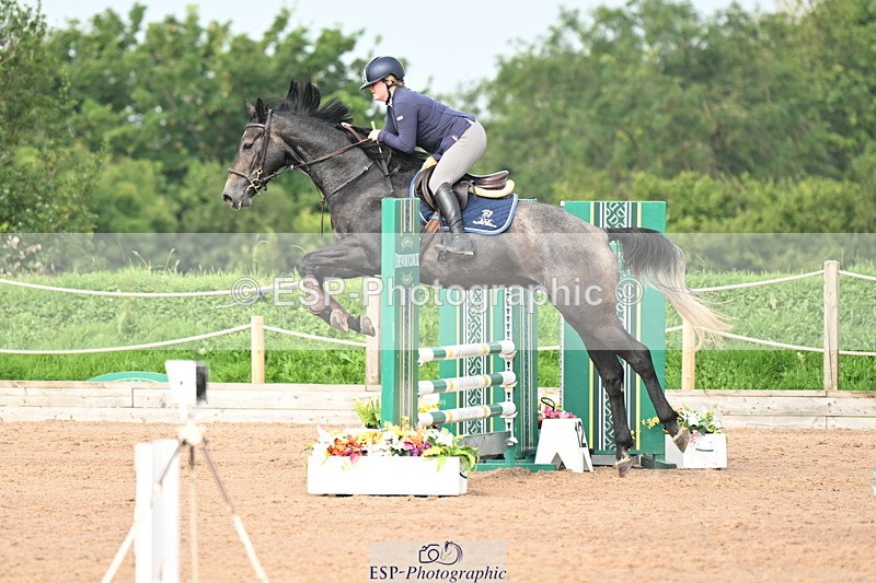240801A-092713-01019 - Cls 1 British Novice and 90cm Open