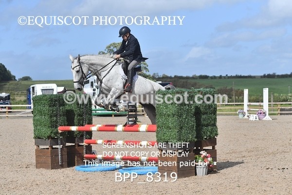 BPP_8319 - CLASS 35 SUN 2ND ROUND Equiyd 0.95m Amateur Championship Qualifier