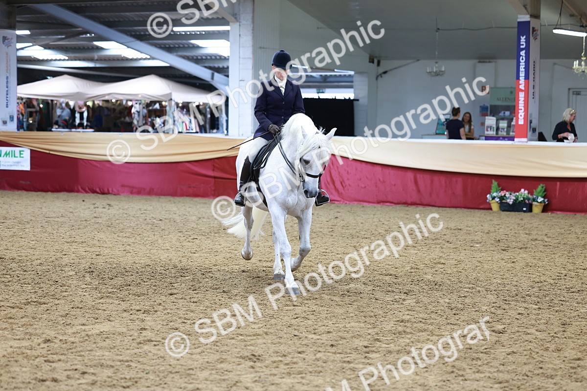 SBM_18645 - Class 952 - M&M Ridden Supreme Final