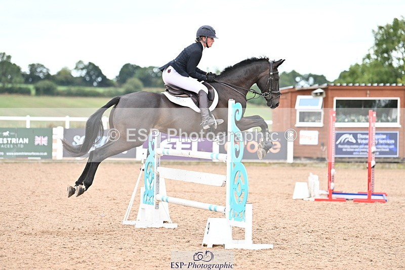 250820B-130759-00701 - Cls 4 Newcomers and 1.10m Open