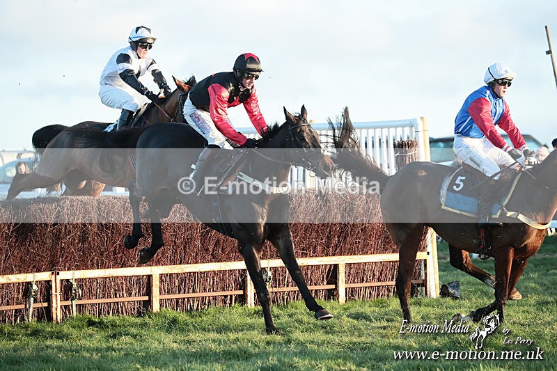 PtP 301125  0958 - Hursley Hambledon Point-to-Point Larkhill Racecourse 30/12/2025