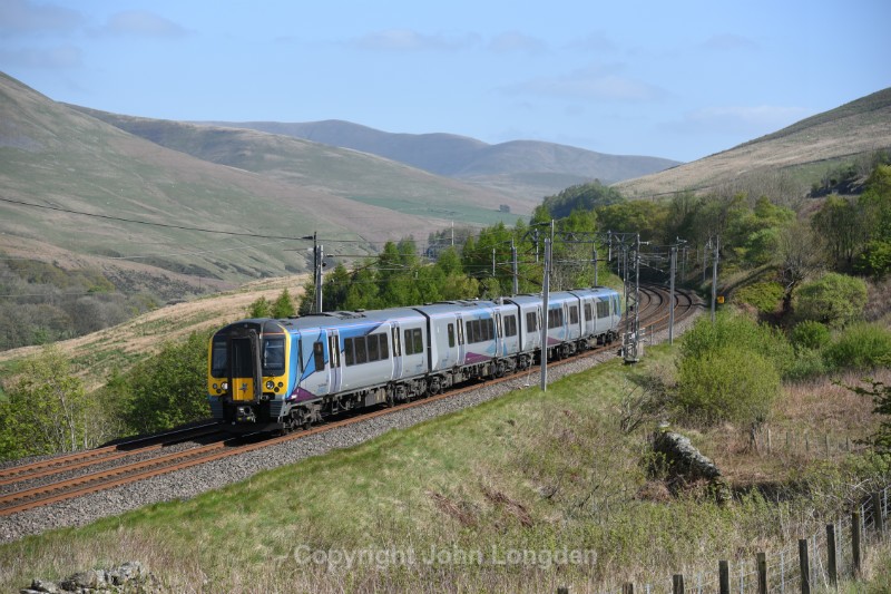 JL - 8.5.17 350401 1S71 15:00 Man Airport - Glasgow, Lune Gorge - West Coast Main Line (north to south)