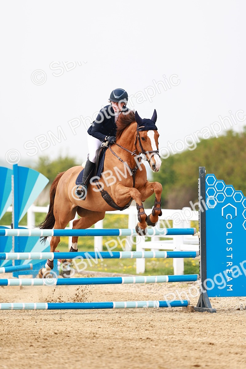  - Class 18 - Senior Newcomers - 1.10m