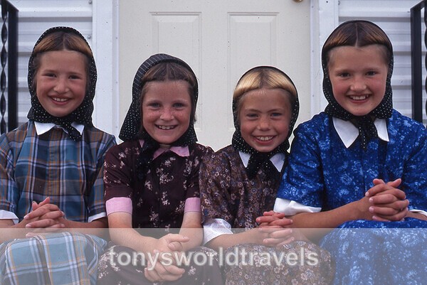 Young Hutterites Girls, Alberta, Canada - Children