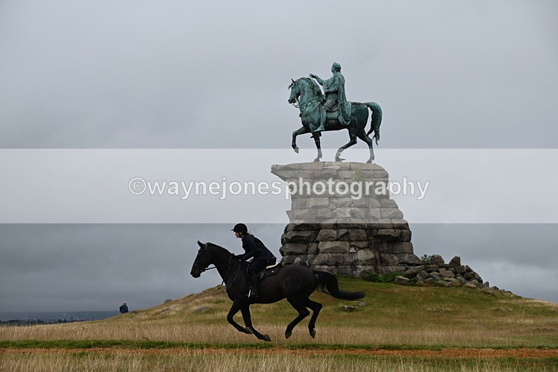 DSC_2605 - Time at Statue 12:34 to 12:56
