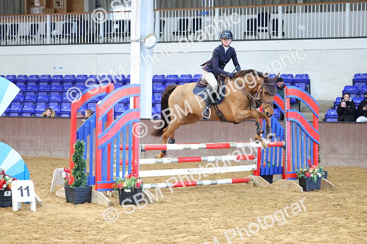 SBM_005565 - Class 22 - Bliss of London Novice Winter Championship Qualifier 90cm