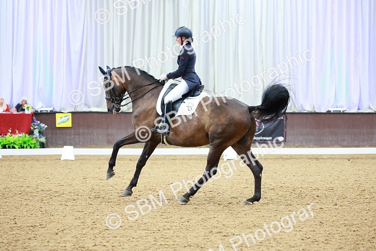 SBM_007960 - Class 9 - FEI INT II - 16.54.17.57