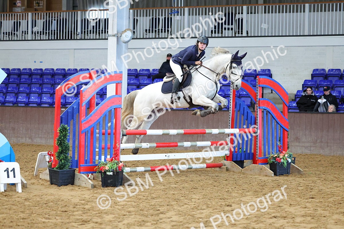 SBM_005721 - Class 22 - Bliss of London Novice Winter Championship Qualifier 90cm