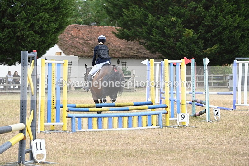 WJ6_0943 - Class 14 Intermediate Jumping 75cm