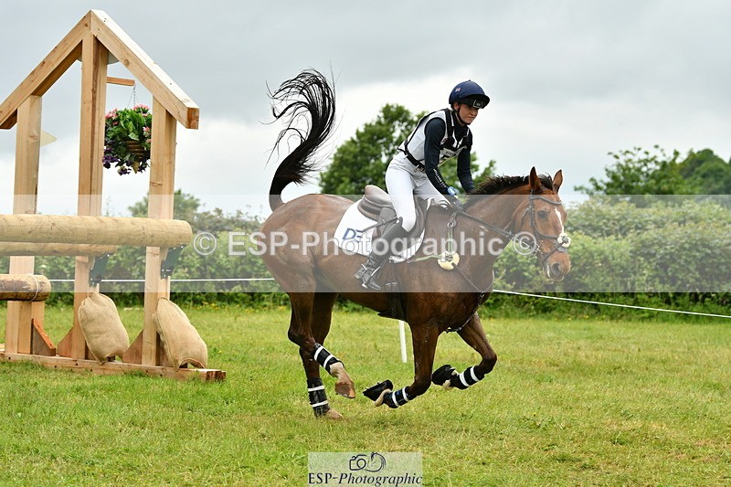 250524A-102457-08682 - A-056-Ivy.Fisher-BALIEF.DE.REVE