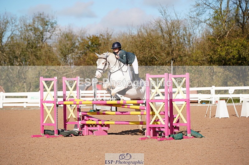 241027A-115312-02628 - SUN Cls 6 Pony Newcomers and 1m Open