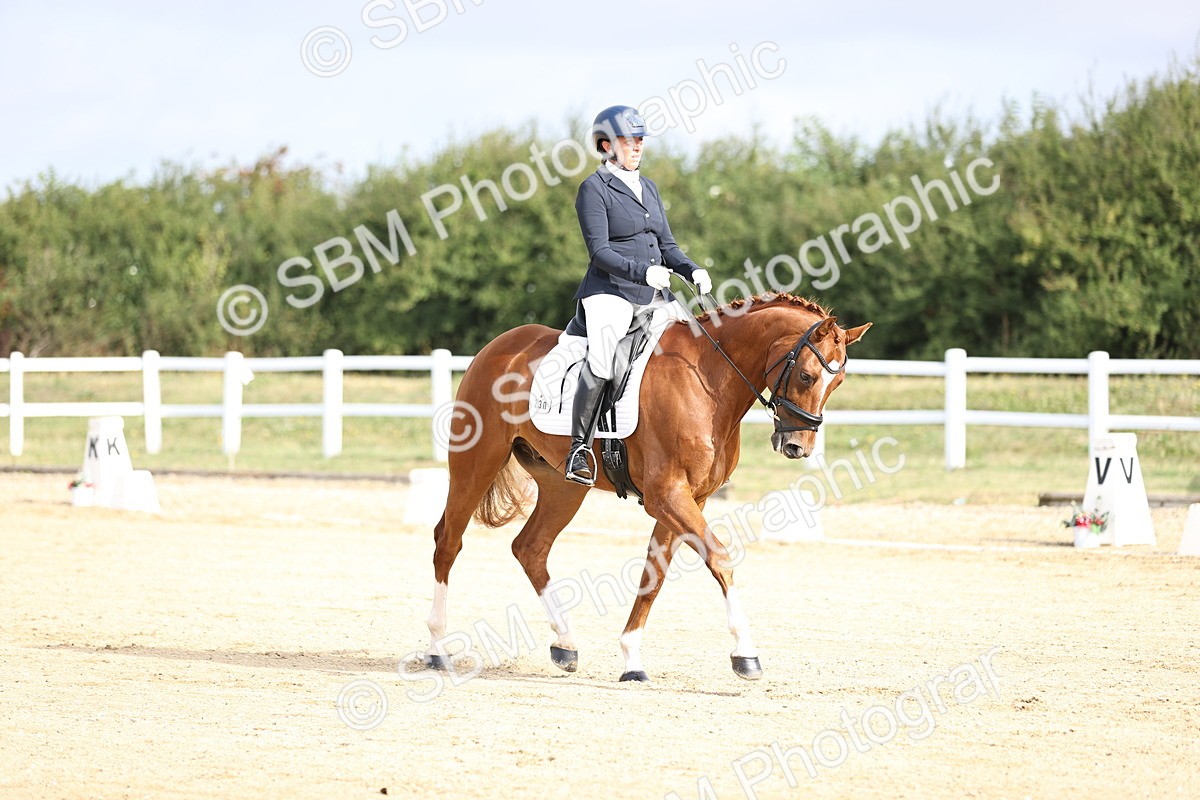 SBM_015333 - Class 14 - Novice 23 - 9.05-10.08