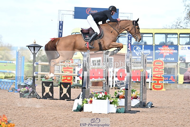 240418A-111047-02473 - Cls 5, 2 Star Medium Tour 1.35m