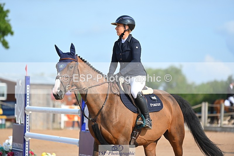 230721A-090232-04841 - Cls 2, 2 Star Small 1.30m