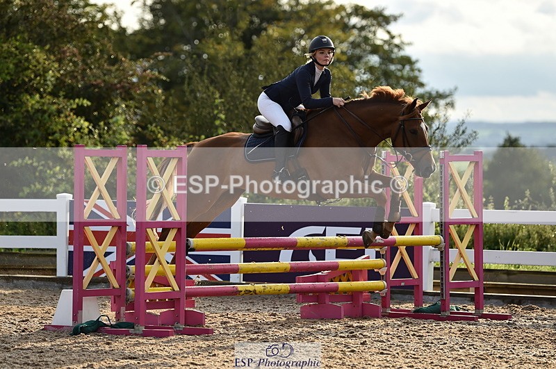 220829A-181956-00537 - 90cm classes