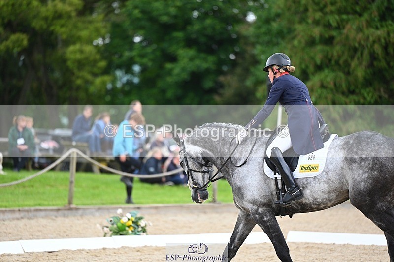 240524-141427-10175 - 529-SBH_BIG_WALL-Izzy_Taylor