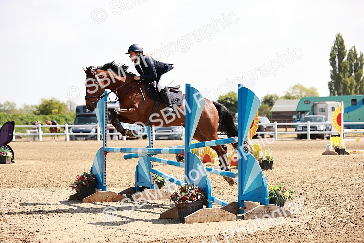  - Class 23 - Senior 1.05m