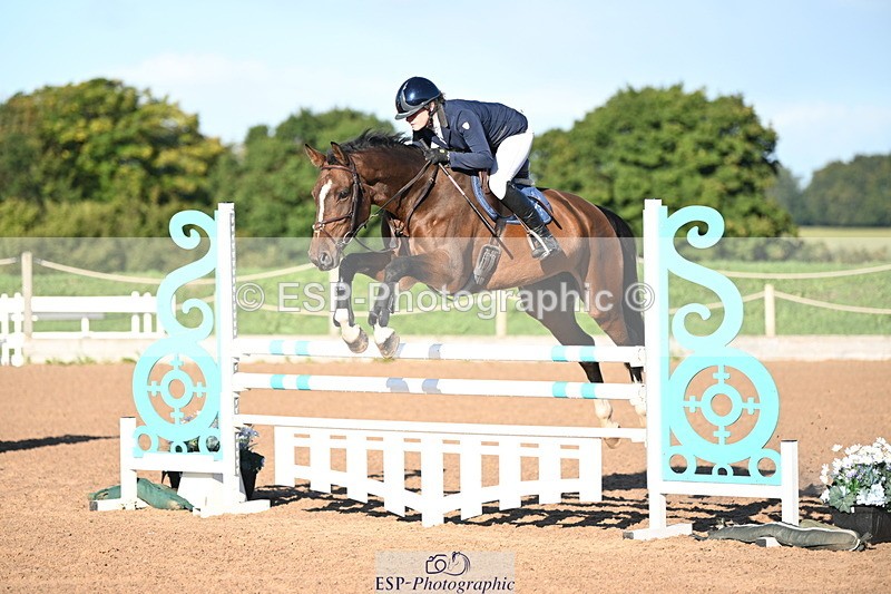 240912A-090437-00049 - Cls 1 Snr 1.05m & 1.10m Open