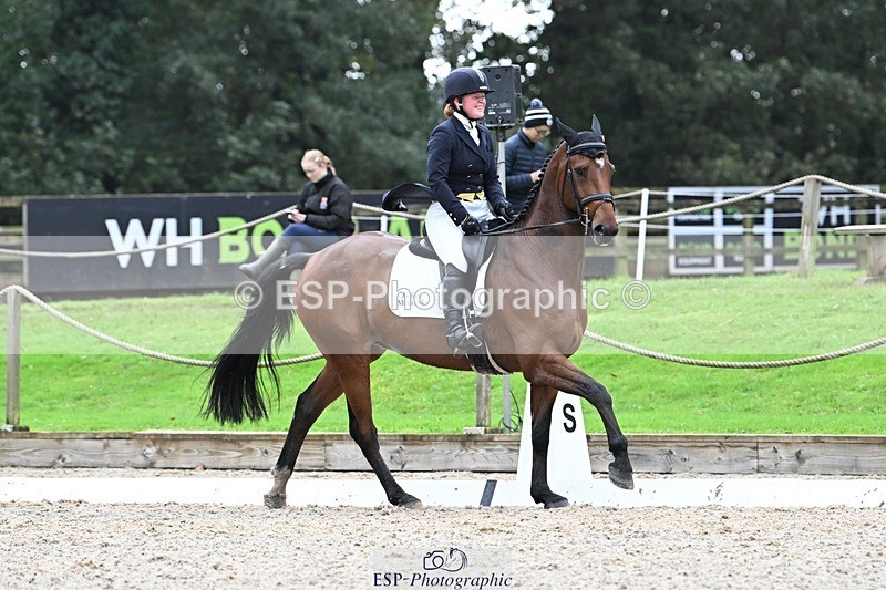 231019-152049-04444 - 062-CLASS.ROMANCE-Eleanor.Hope-DR