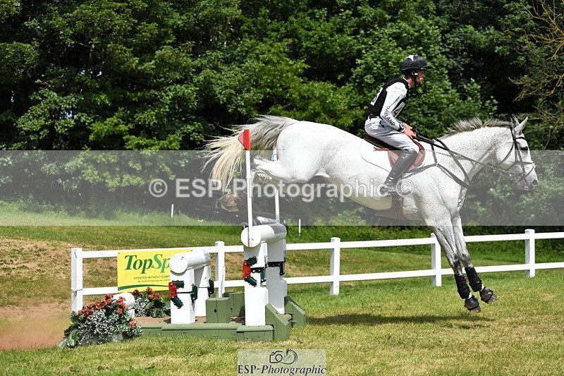 230528-142504-17854 - 476-CASH_CASINO-Barnie_Brotherton-XC