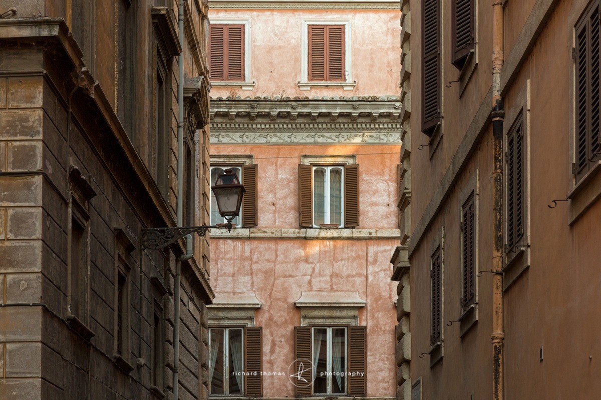 Earth shades - Buildings in Rome, Italy - Roman Walls