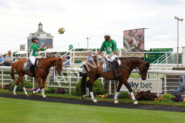 yr22052022r8e-101 - ROR - Parade Ring York