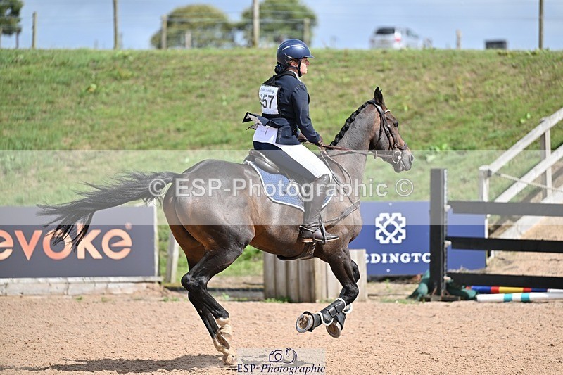 250831-134352-10082 - N-657-Bethany.Hall