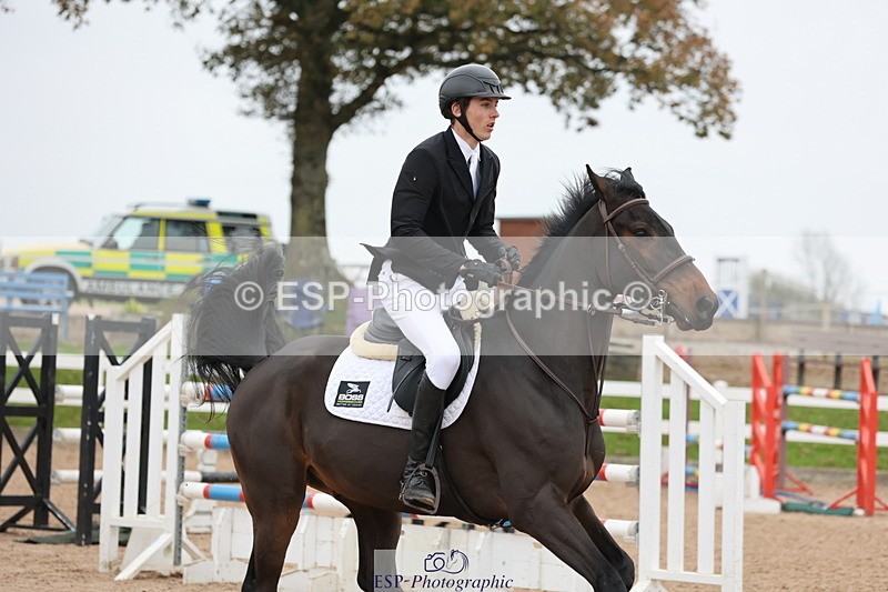 241101A-130443-01938 - FRI Cls 6 Foxhunter and 1.20m Open