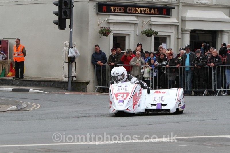 Darren Hope & Paul Bumfrey - Sure Sidecar Race 2
